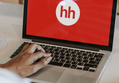 Как зарегистрироваться на hh.ru как работодатель или соискатель и составить резюме